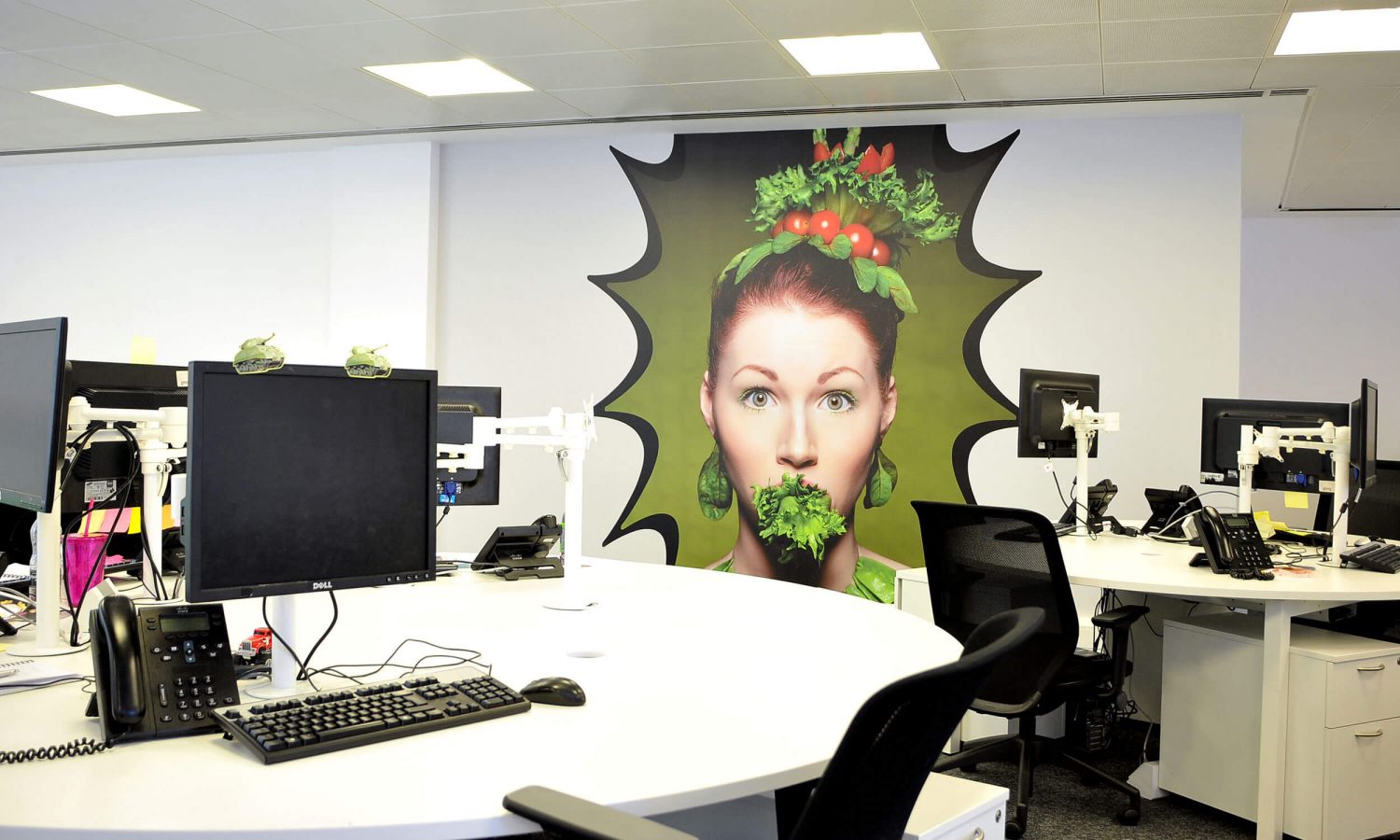 Wowcher-office-wall-art-2