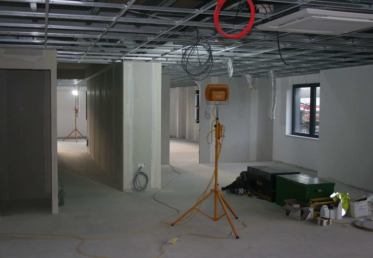 enaflo-interiors-industrial-unit-first-fix-C1387