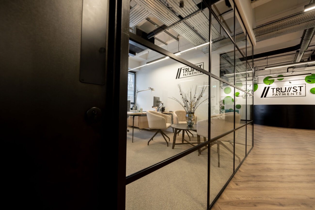 Enaflo---Trust-Payments-(R)-14-mgps